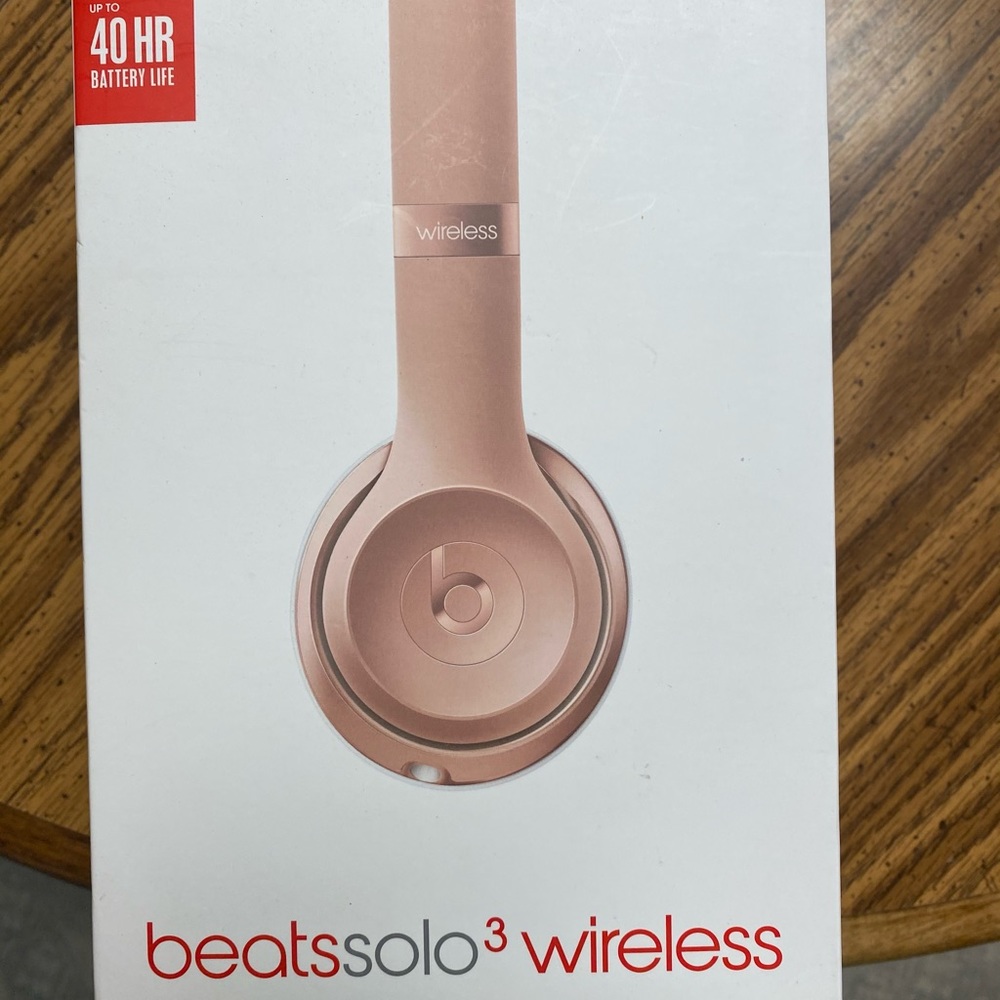 Beats Solo 3 Wireless Rose Gold - Picture 5 of 15